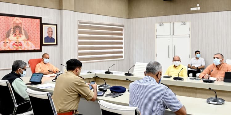 मथुरा-वृंदावन में श्रीकृष्ण जन्मस्थल के आसपास नहीं बिकेगा मांस- मदिरा, 10 किमी का क्षेत्र तीर्थस्थल घोषित