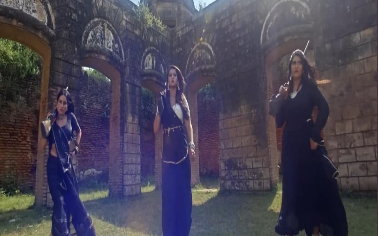 Bhojpuri Song: एक रजाई तीन लुगाई 2 का ट्रेलर हुआ आउट Bhojpuri Song: एक रजाई तीन लुगाई 2 का ट्रेलर हुआ आउट
