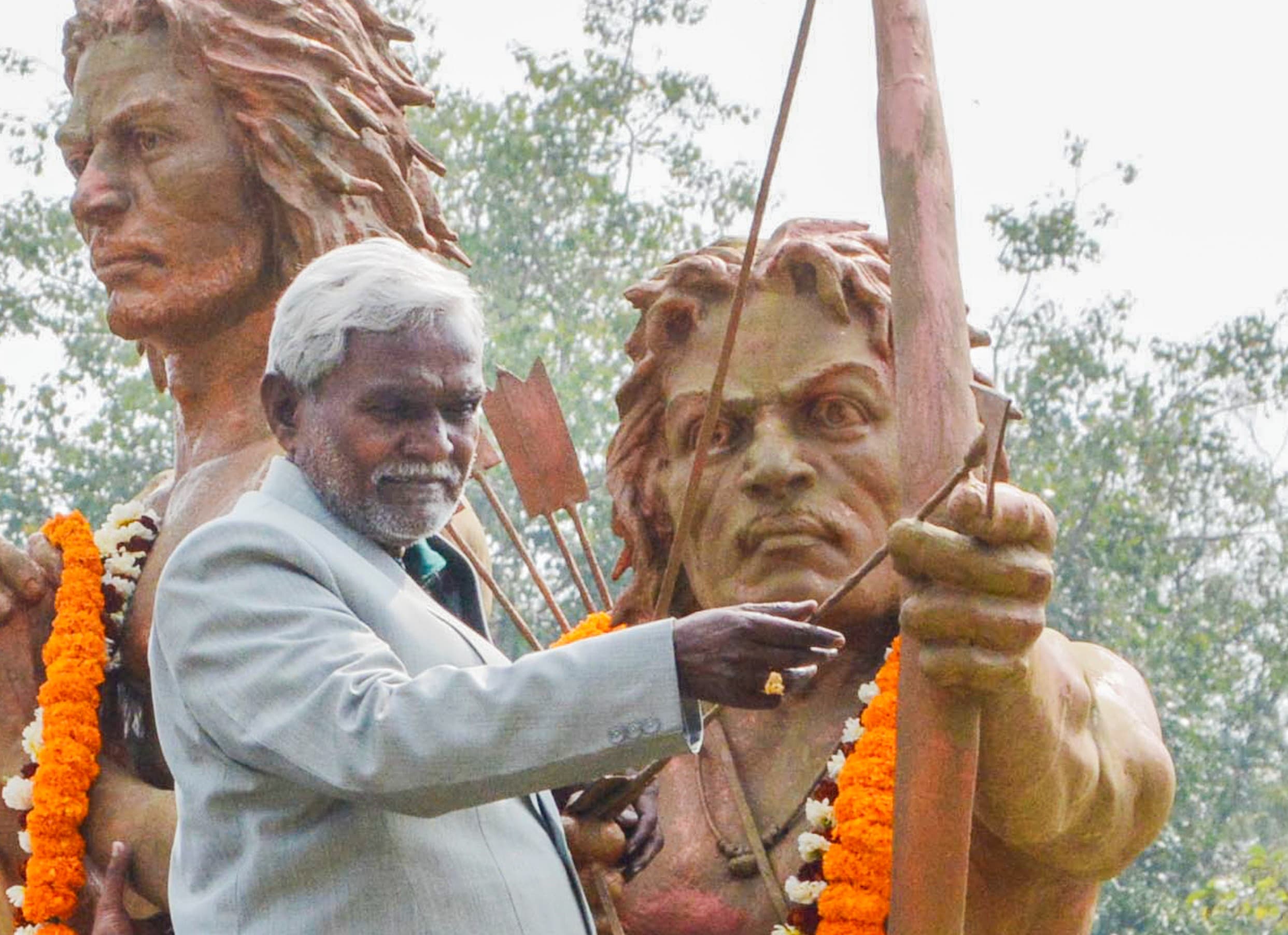 1978 में मतलाडीह में पहली बार गुरुजी से मिले चंपई सोरेन, फिर बढ़ती गयीं नजदीकियां