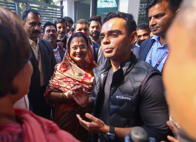 शिवराज सिंह चौहान के बेटे ने सीएम फेस को लेकर कह दी ये बात, देखें वीडियो