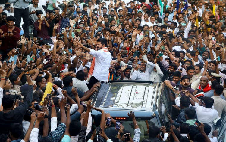 कौन होगा तेलंगाना का सीएम ? रेवंत रेड्डी के अलावा दो और नाम रेस में