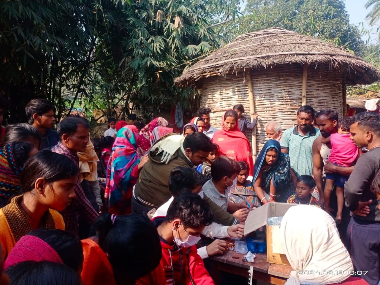 समस्तीपुर के बोचहा में प्रसाद खाने से 100 से अधिक लोग बीमार