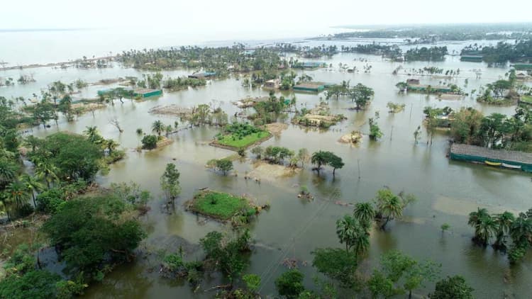 यास चक्रवात के प्रभावितों को सैटेलाइट दिलाएगा मुआवजा, ममता बनर्जी सरकार के इस फैसले का मतलब जानते हैं?