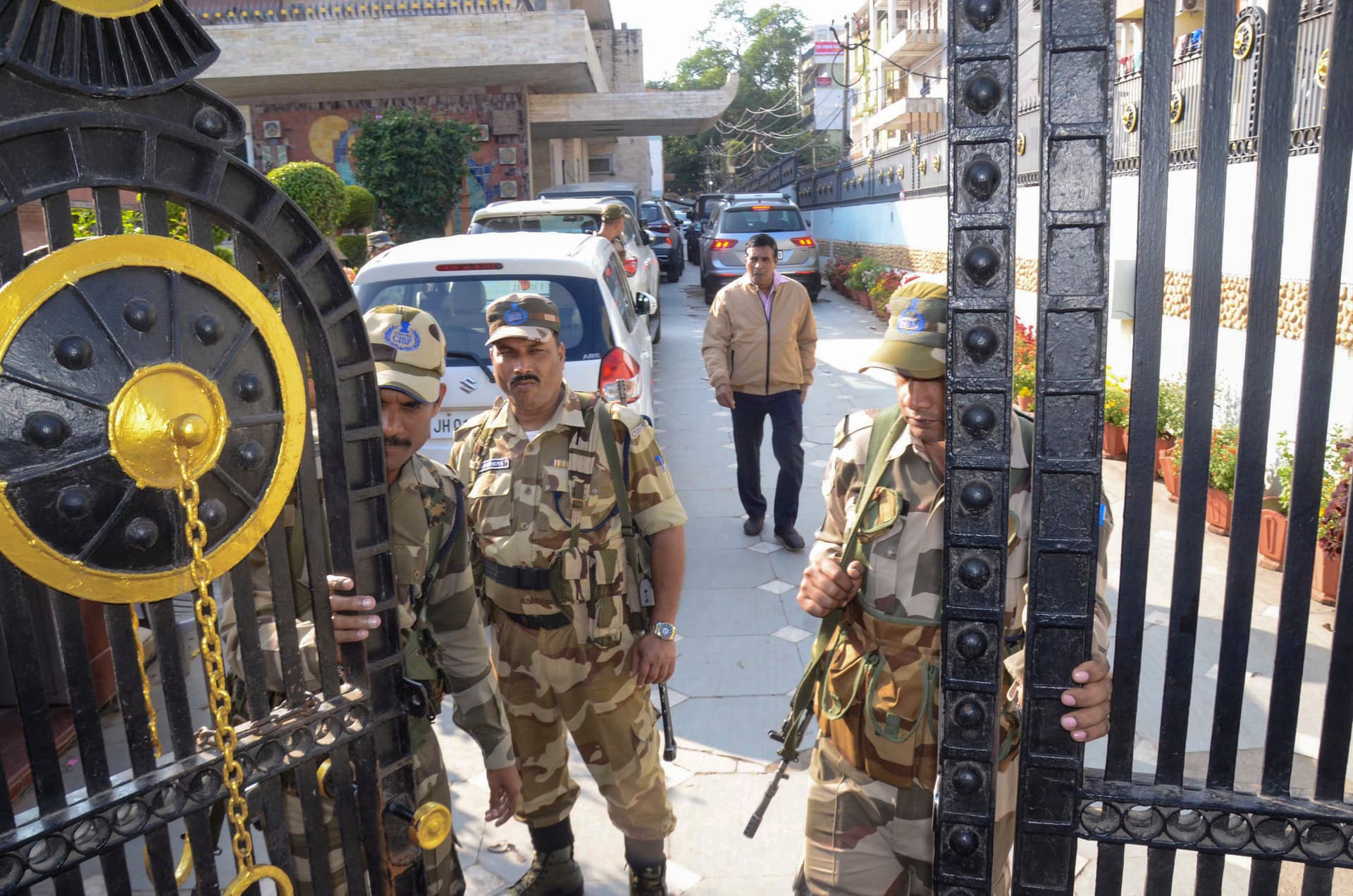‘भ्रष्टाचार को कोई जड़ से खत्म कर सकता है तो वह है कांग्रेस’, धीरज साहू के पुराने ट्वीट पर बीजेपी ने कसा तंज