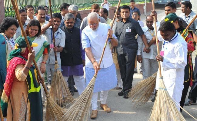 स्वच्छ भारत अभियान के दो वर्ष पूरे, जानिये कितना साफ हुआ भारत