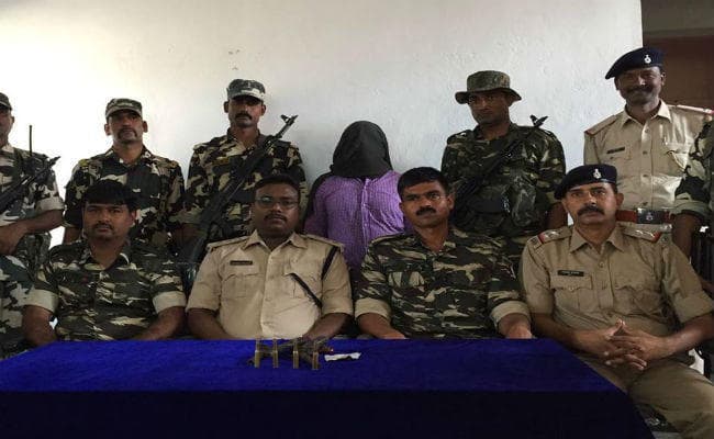 सरायकेला : हथियार के साथ युवक गिरफ्तार