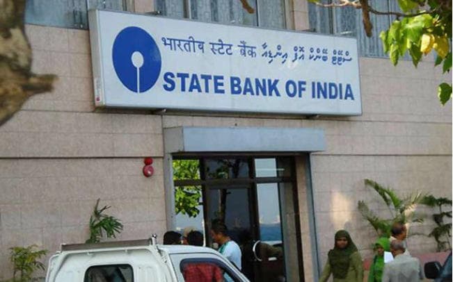 SBI ने ब्लॉक किये 6.25 लाख ग्राहकों के ATM कार्ड, 32 लाख कार्ड की डेटा चोरी की आशंका
