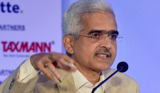 डेबिट कार्ड सेंधमारी मामले में त्वरित कार्रवाई करेंगे, घबरायें नहीं : वित्त मंत्रालय