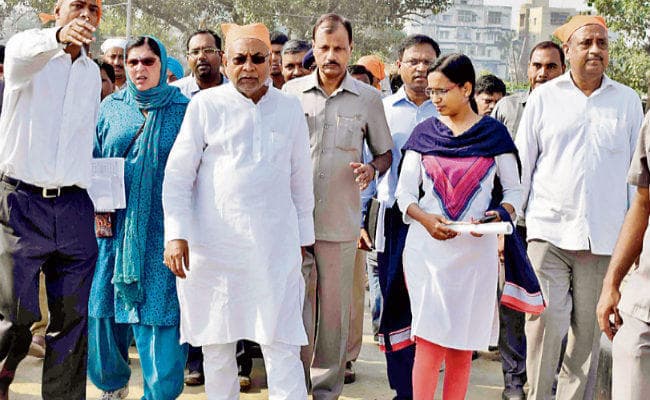 सीएम नीतीश ने अधिकारियों को दिये टास्क, कहा- प्रकाश पर्व की तैयारियां समय पर पूरी होंगी