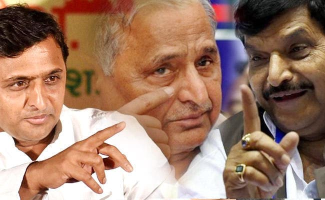 सपा का महासंग्राम : मुख्यमंत्री आवास पहुंचे शिवपाल की नहीं हुई अखिलेश से मुलाकात