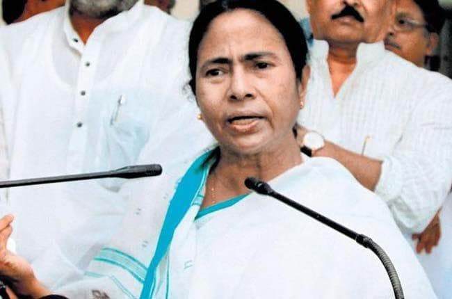 विपक्षी दलों की ईमानदारी पर संदेह प्रकट करने पर ममता ने मोदी पर किया पलटवार