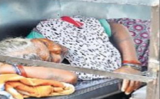 झारखंड : डाॅक्टरों की हड़ताल से ओपीडी सेवाएं पूरी तरह ठप, मरीज बेहाल