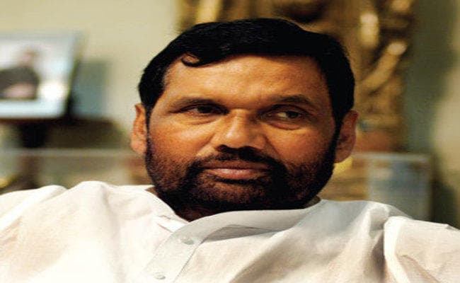 केंद्रीय मंत्री पासवान को अस्पताल से छुट्टी मिली, आज शाम दिल्ली जायेंगे