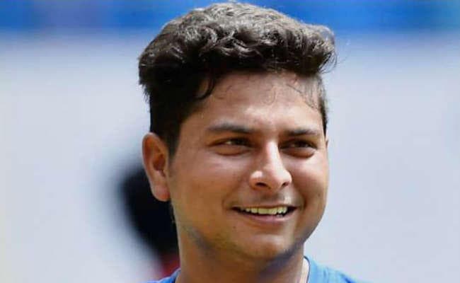 कानपुर में कुलदीप यादव के घर में जश्न का माहौल