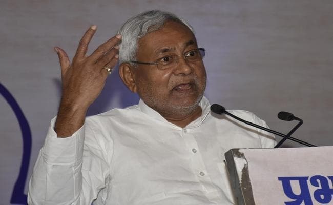 नीतीश के सधे बयान और सधी चुप्पी : क्या उन्हें बाधा नहीं सिर्फ सहयोगी ही चाहिए?