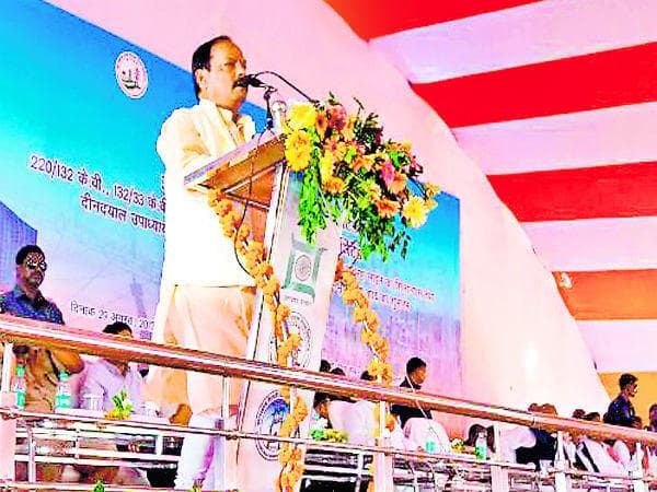 2018 तक 24 घंटे बिजली नहीं दे पाया, तो वोट मांगने नहीं आऊंगा : रघुवर दास