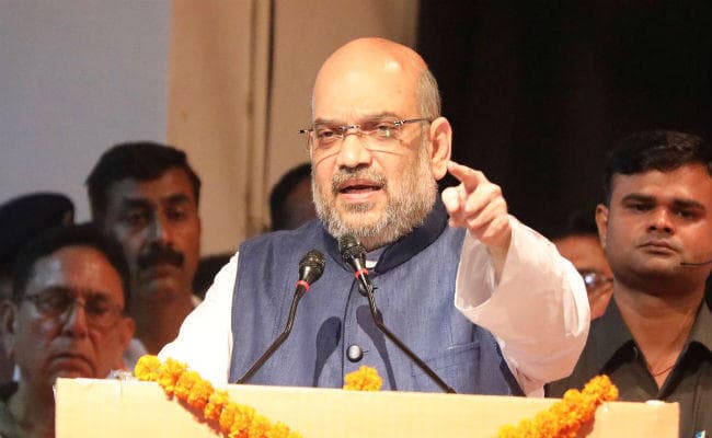 वंशवाद पर अमित शाह का राहुल गांधी पर कटाक्ष, कहा- सब जानते हैं कांग्रेस का अगला अध्यक्ष कौन होगा