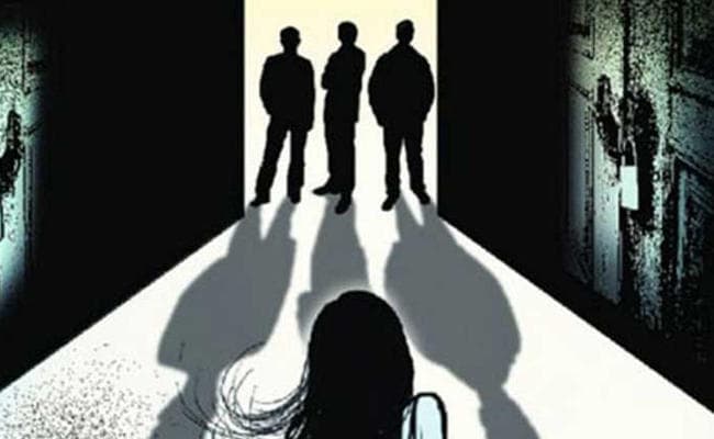 West Bengal : आदिवासी महिला से दुष्कर्म मामले में तीन आरोपियों के खिलाफ आरोप-पत्र दायर