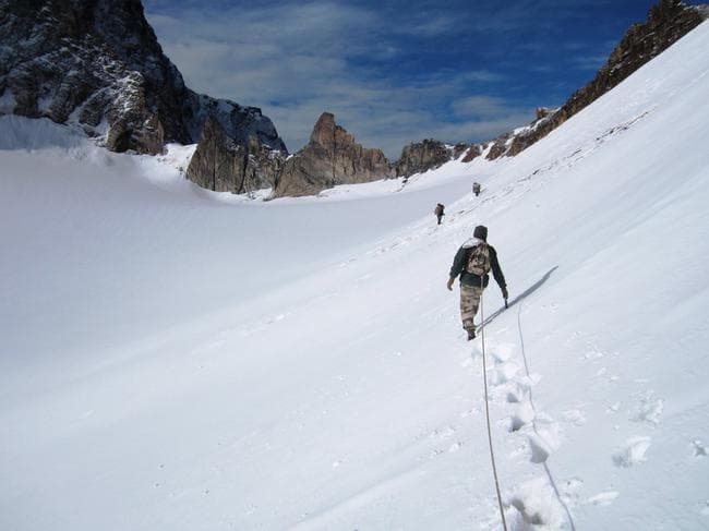 IN PICS: कड़ाके की ठंड में भी दुश्मन से दो-दो हाथ करने को तैयार ITBP के जवान