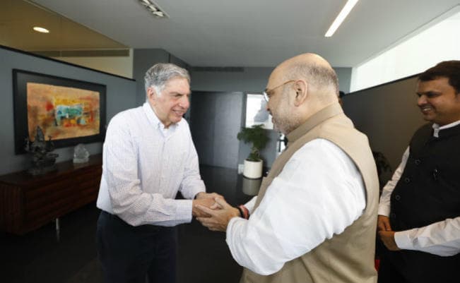 ‘समर्थन के लिए संपर्क'' अभियान के तहत रतन टाटा से मिले शाह, निरूपम ने ट्विटर पर बोला हमला