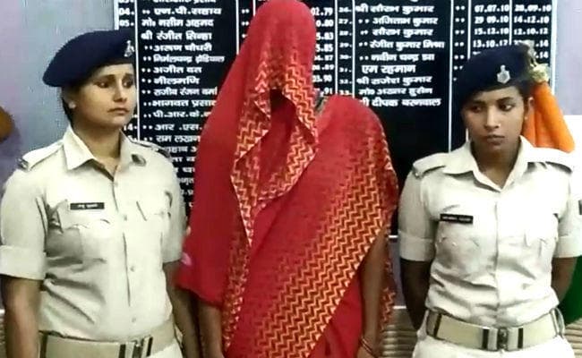 बालिका गृह की फरार चल रही गृह रक्षिका गिरफ्तार, ...जानें क्या कह रही पुलिस?