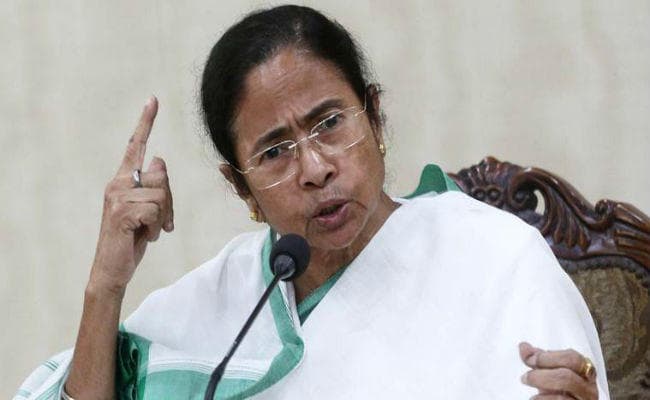 कोलकाता : आरबीआइ की रिपोर्ट के बाद ममता ने किया केंद्र सरकार से सवाल, कहां गया काला धन ?