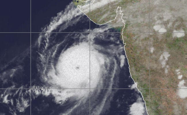 इन राज्यों में दिवाली का मजा किरकिरा कर सकता है ‘क्यार’ तूफान, रेड अलर्ट जारी