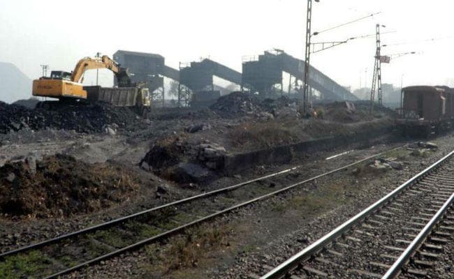 धनबाद-चंद्रपुरा लाइन ट्रेन के लिए फिट, बोले सीसीआरएस- डेढ़ वर्ष से रेलवे को बेवकूफ बनाकर रखा है