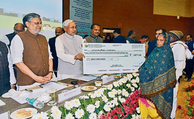 आर ब्लॉक-दीघा सड़क और साइंस सिटी का शिलान्यास