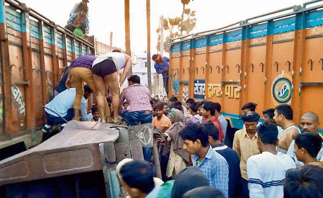 बख्तियारपुर में सड़क हादसा : बाढ़ एनटीपीसी के चार कामगारों समेत पांच मरे