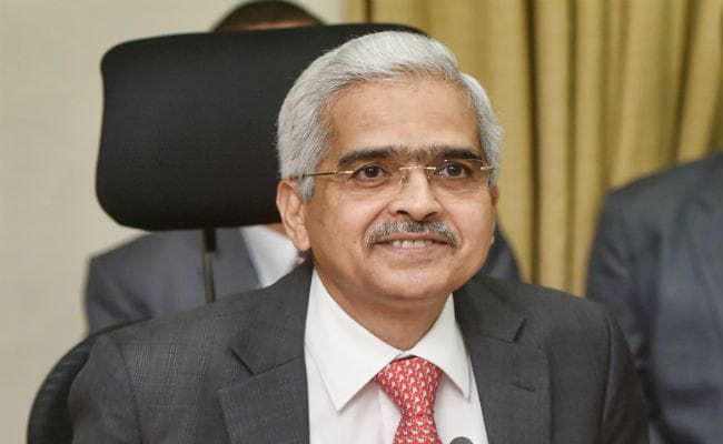 रेपो रेट में कटौती के बाद आरबीआई गवर्नर ने कहा, और तेजी से ग्राहकों को सस्ते कर्ज का लाभ दे सकते हैं बैंक रेपो रेट में कटौती के बाद आरबीआई गवर्नर ने कहा, और तेजी से ग्राहकों को सस्ते कर्ज का लाभ दे सकते हैं बैंक