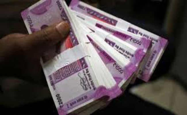 मंजूरी 2039 करोड़ रुपये की, बंटे केवल 638 करोड़ रुपये