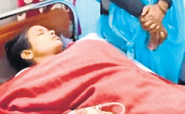 गंगा के लिए अनशन पर बैठीं साध्वी पद्मावती की हालत बिगड़ी