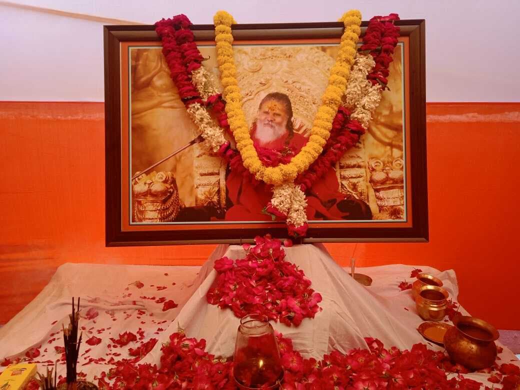 Prayagraj News: आनंद गिरि के वॉइस सैंपल के लिए CBI ने दी अर्जी, जमानत पर गुरुवार को सुनवाई Prayagraj News: आनंद गिरि के वॉइस सैंपल के लिए CBI ने दी अर्जी, जमानत पर गुरुवार को सुनवाई
