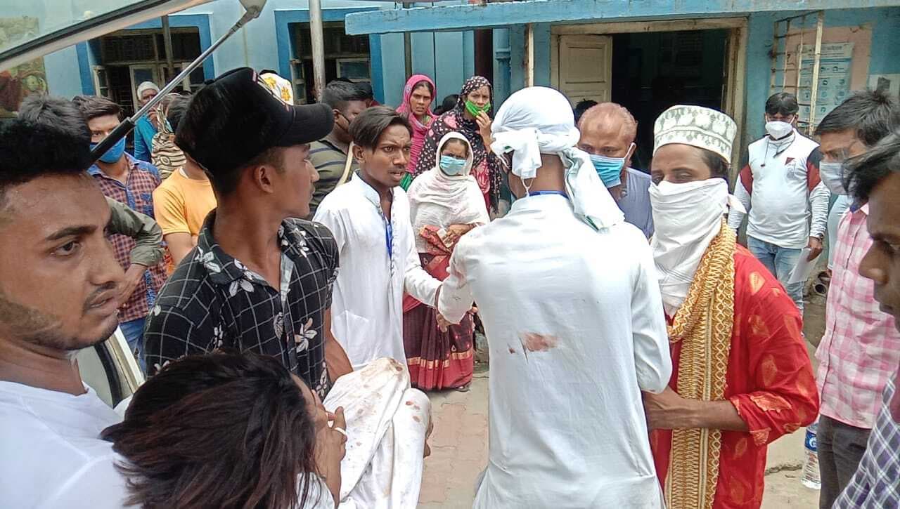 मालदा: हाई-वोल्टेज तार की चपेट में आया मुहर्रम का जुलूस, 10 लोग झुलसे, तीन की हालत गंभीर