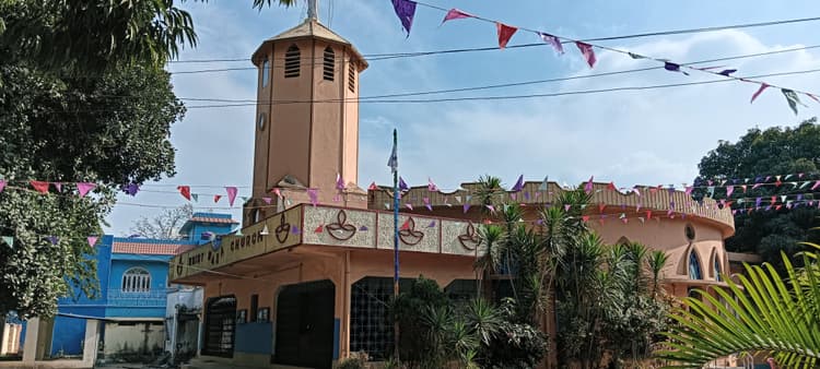 Merry Christmas : क्रिसमस की तैयारी में जुटा मसीही समाज, गिरजाघरों की सजावट अंतिम चरण में