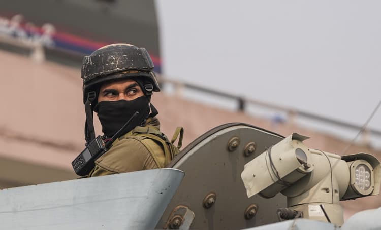 दिल्ली: गणतंत्र दिवस परेड की सुरक्षा में तैनात होंगे 14000 जवान, 25 जनवरी रात 10 बजे से सीमाएं सील