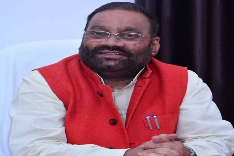 Swami Prasad Maurya ने सपा को कहा अलविदा, MLC पद से भी दिया इस्तीफा, बोलें- मनुवादी व्यवस्था का करते हैं समर्थन