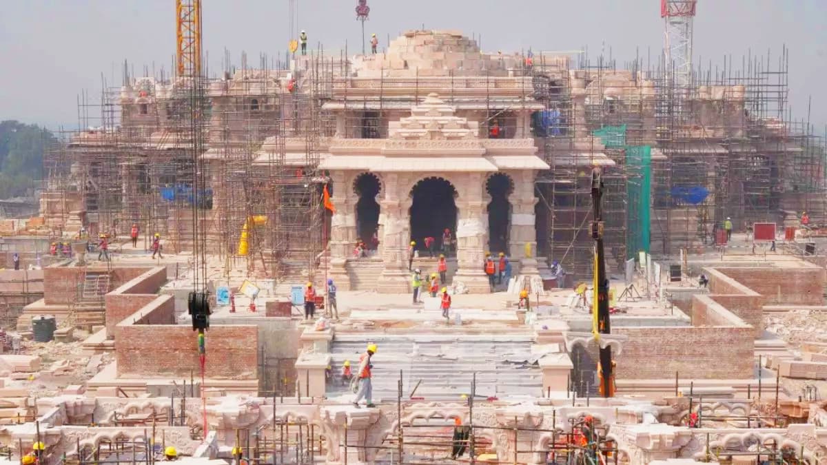 अयोध्या में रामलला पहनेंगे स्वर्ण जड़ित वस्त्र, 22 जनवरी को लगेगा 56 भोग, जानें प्राण प्रतिष्ठा का शुभ समय