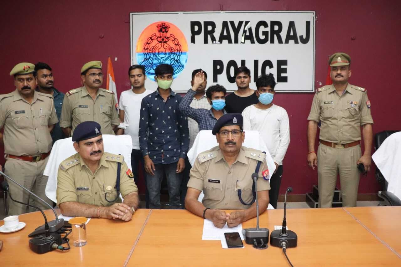 Prayagraj News: एक्स्ट्रा मैरिटल अफेयर और पति आदतों से परेशान थी पत्नी, दोस्त से ही कराई हत्या Prayagraj News: एक्स्ट्रा मैरिटल अफेयर और पति आदतों से परेशान थी पत्नी, दोस्त से ही कराई हत्या
