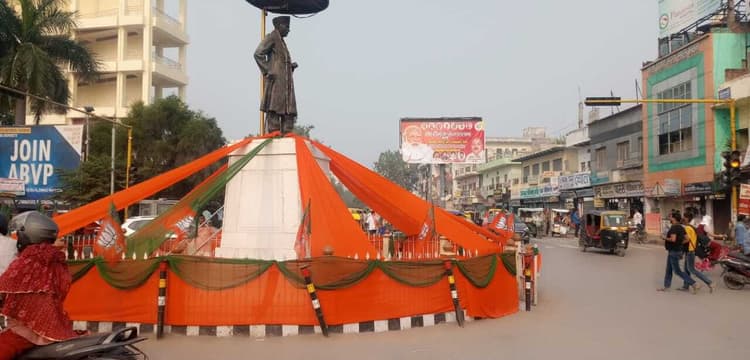 वाराणसी से पूर्वांचल की 164 सीटों पर नजर, PM मोदी की यात्रा से इस समीकरण को साध रही है BJP