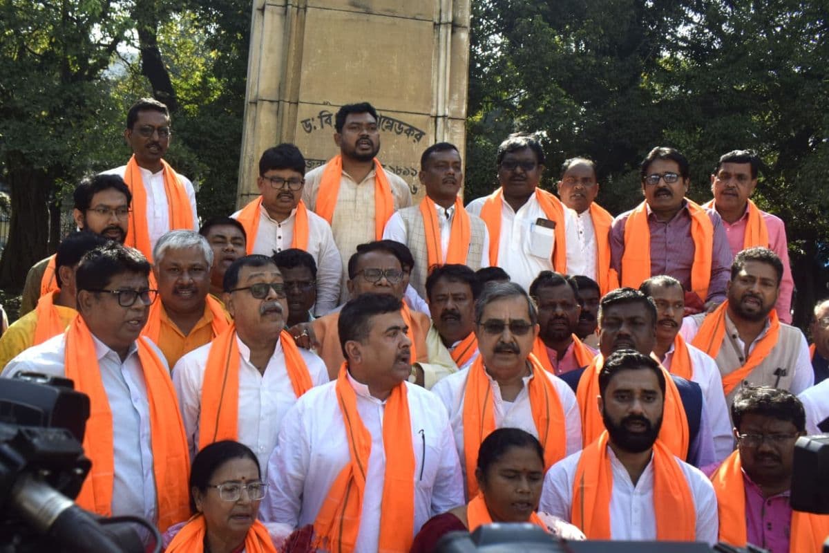 राष्ट्रगान के अपमान का मामला: पांच भाजपा विधायकों को लालबाजार ने भेजा नोटिस