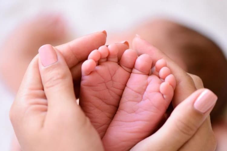 West Bengal : अयोध्या में राम के साथ घर में ‘लला’ की चाह