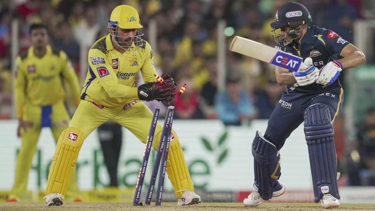 T20 मुकाबलों में विकेटकीपरों ने उखाड़े सबसे अधिक स्टम्प, यहां देखें पूरी लिस्ट T20 मुकाबलों में विकेटकीपरों ने उखाड़े सबसे अधिक स्टम्प, यहां देखें पूरी लिस्ट