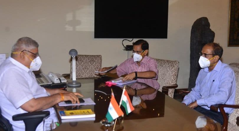 मुख्य सचिव से गवर्नर की मुलाकात, हिंसा रोकने की नसीहत, राष्ट्रपति से मिलेंगे BJP के 18 सांसद