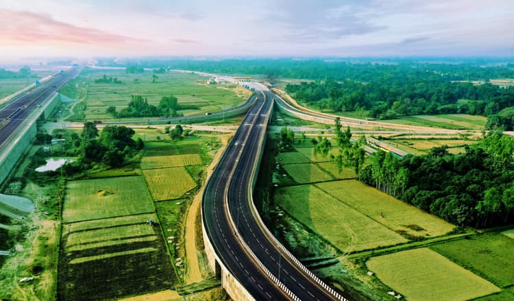 15 नवंबर को पूर्वांचल एक्सप्रेस-वे का उद्घाटन करेंगे PM मोदी, सुल्तानपुर डीएम ने मांगी 2,000 बस, चिट्ठी वायरल