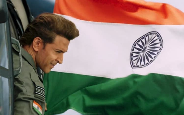 Fighter Box Office Collection Day 2: ऋतिक रोशन की फाइटर ने 26 जनवरी को मचाया गदर, कमाई में उछाल, जानें कलेक्शन