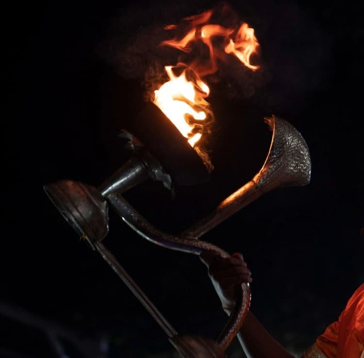 रामगढ़ में नलकारी नदी के तट पर आज होगी गंगा आरती, तैयारी जोरों पर