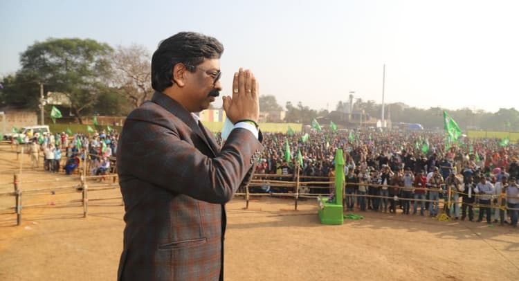 West Bengal Election 2021 Latest News : झामुमो ने पश्चिम बंगाल में फूंका चुनावी बिगुल, मुख्यमंत्री हेमंत सोरेन बोले- आदिवासियों को हक के लिए करना होगा संघर्ष