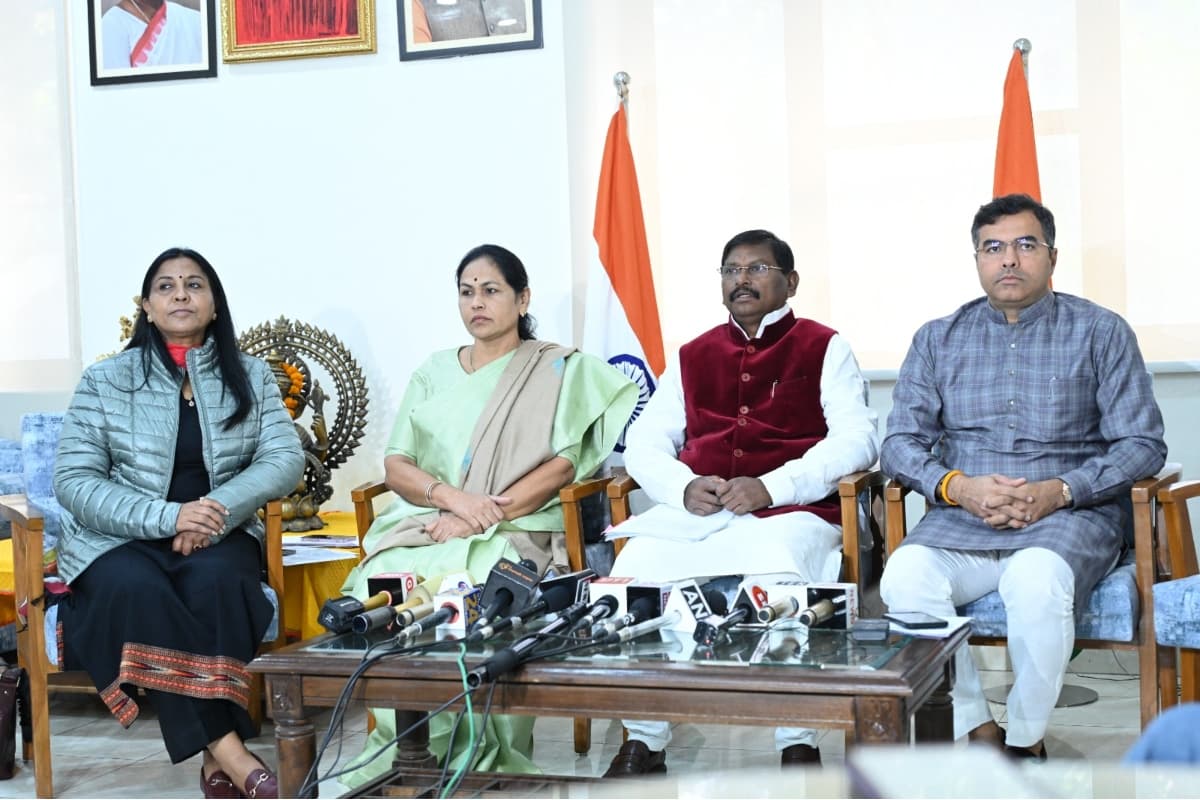 70 सालों की तुलना में पिछले 9 वर्षों में मिलीं अधिक उपलब्धियां, जानें ऐसा क्यों बोले अर्जुन मुंडा